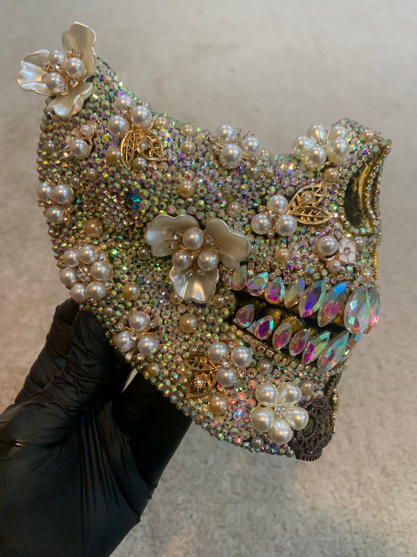 Royal Gears Pearl Skull Masks